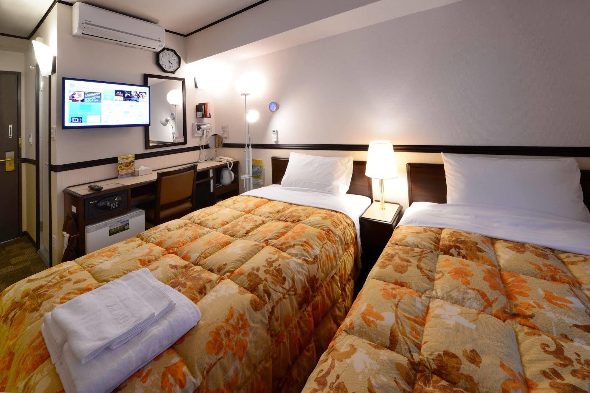 Toyoko Hokkaido Ekimae Hotel Tomakomai
